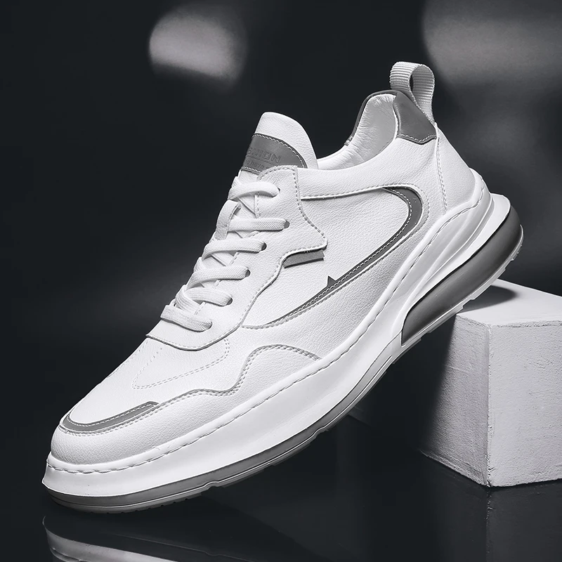 

Кроссовки мужские, из микрофибры, на плоской подошве