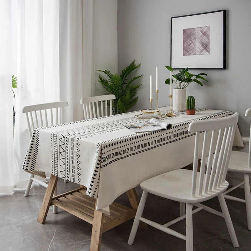 Новая скатерть простая чистая красная в национальном стиле богемная черно-белая