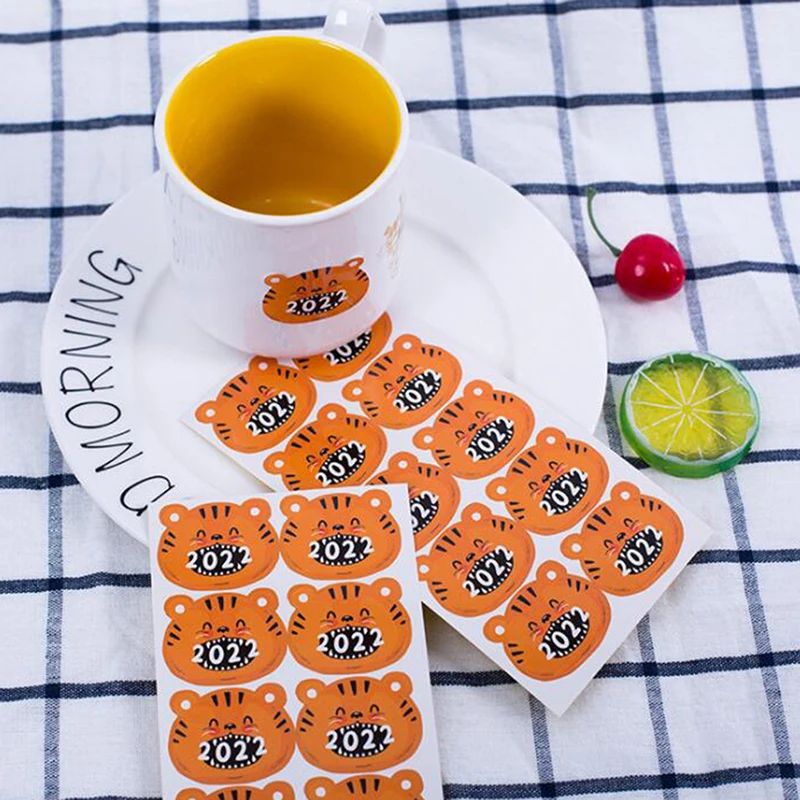 

10pcs 2022 Tiger Happy New Year Merry Christmas Paper Stickers Party Envelope Baking Seal Labels Home Gift Package Decor Sticker