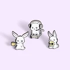 Новая креативная интересная маленькая белая брошь с кроликом животное кролик металлическая рубашка значок ювелирные изделия корейский мультфильм милые эмалированные булавки