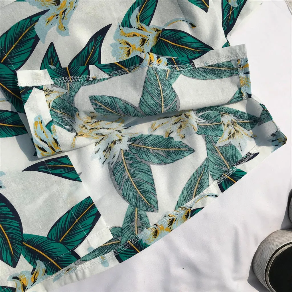 Summer Men's Shirts Blouse Loose Hawaiian Printed Short Sleeve Buttons Up Casual Beach Men Dress Shirts Tops Camisas Hombre