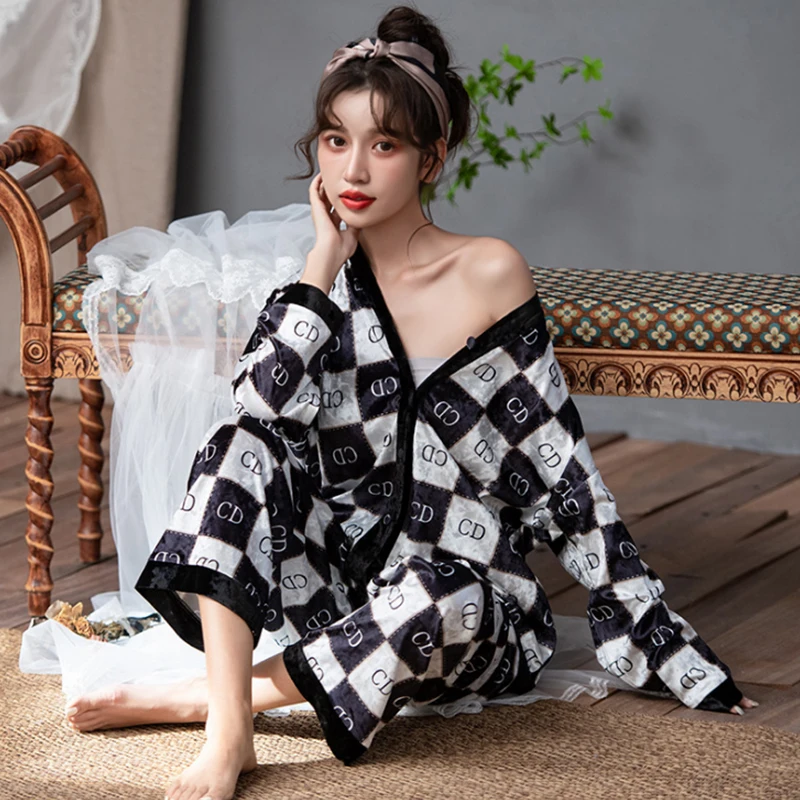 

Women's Home Clothes Autumn And Winter New Gold Velvet Ladies Pajamas Cardigan Long-Sleeved Suit Pure Fairy Velvet Sleepwear