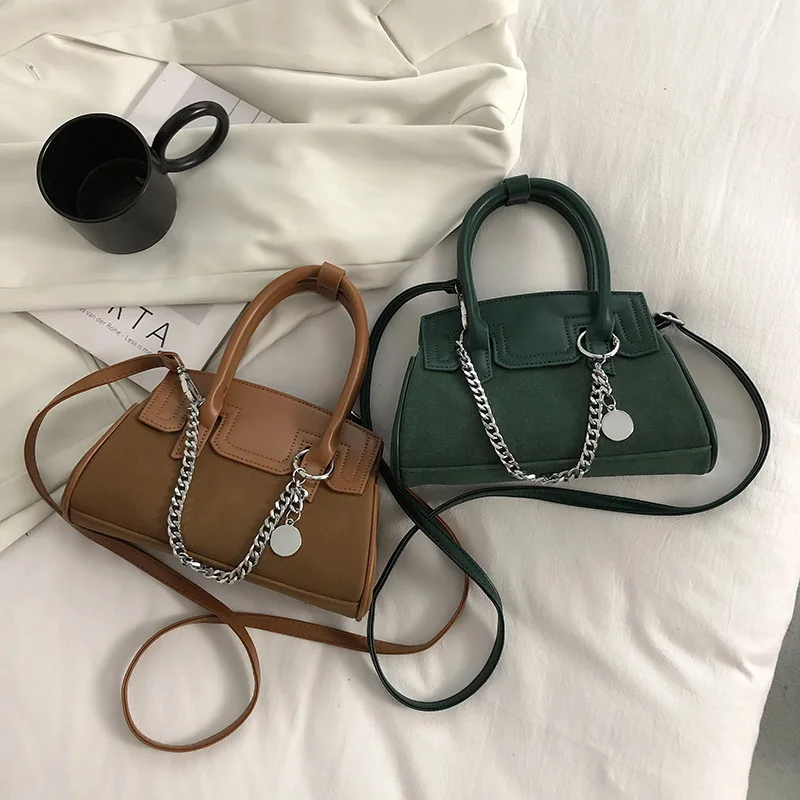 

European and American Retro Chain Shoulder Bag 2021new Portable Messenger Bag Temperament Fashion Underarm Bag Ladies Simple Bag