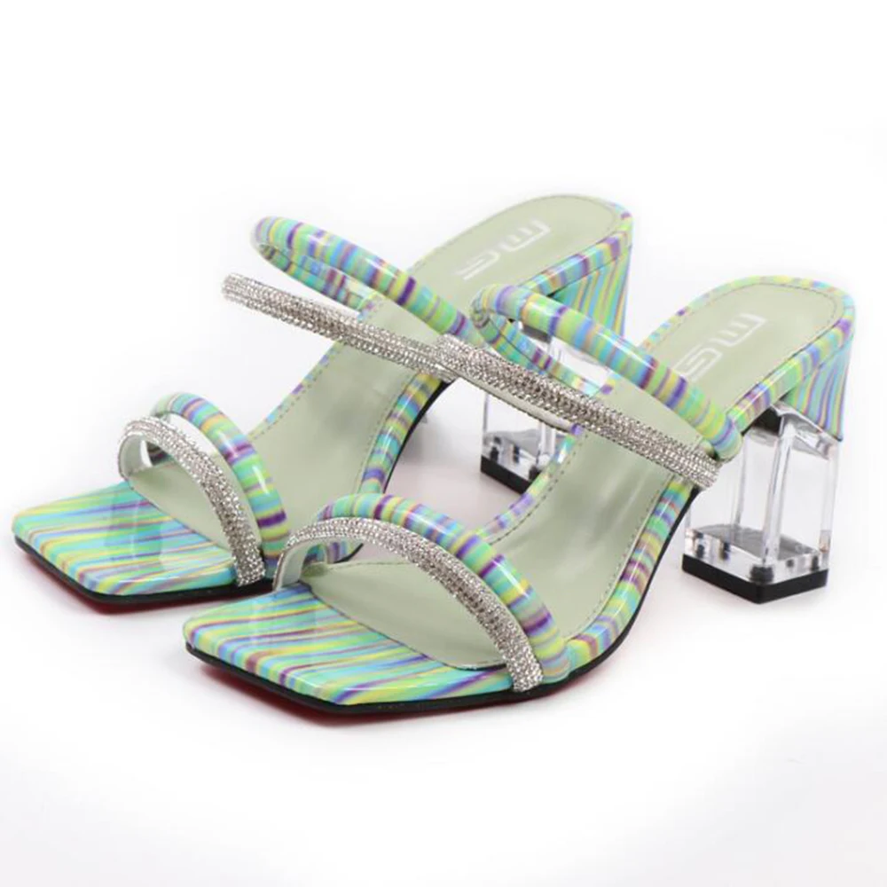 

Новые женские босоножки; Летние шлепанцы; Женская обувь с украшением в виде кристаллов на высоком квадратном каблуке, с открытым носком; Шле...