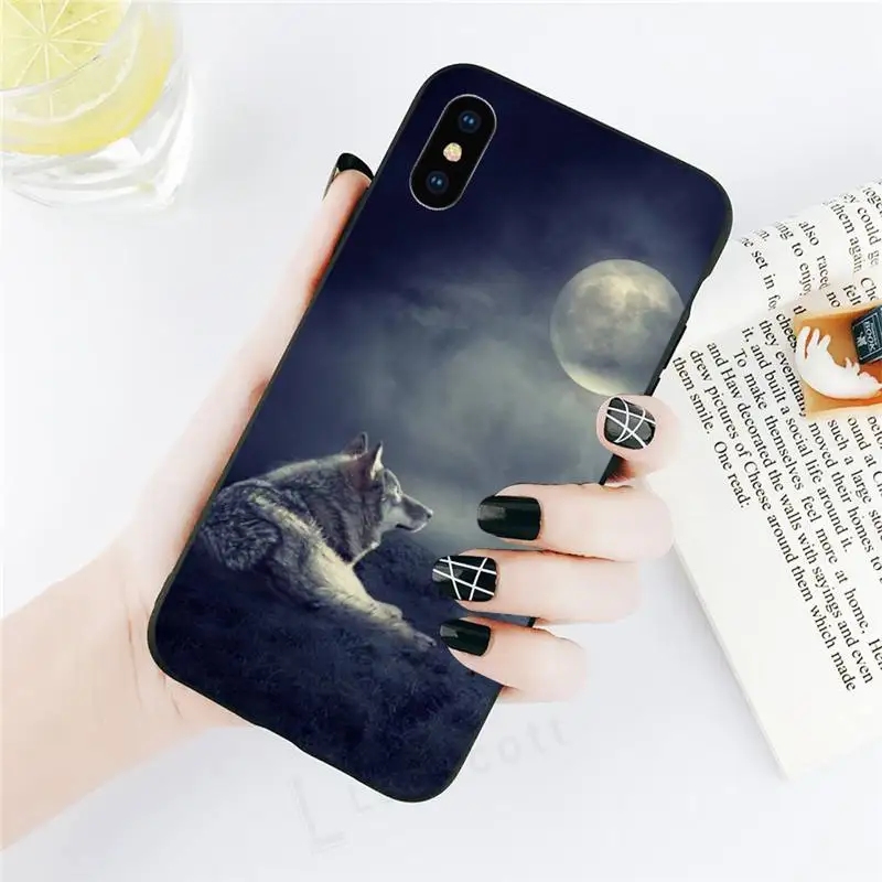 

Moon night roaring wolf pattern high quality Anti-fall Phone Case for iPhone 11 12 pro XS MAX 8 7 6 6S Plus X 5S SE 2020 XR