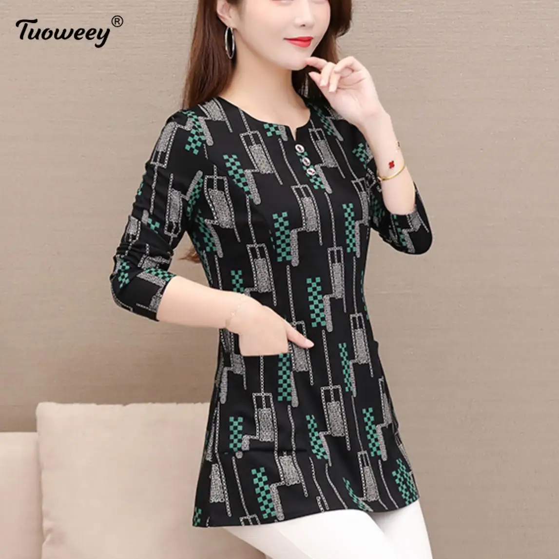 

Женская Повседневная Блузка с цветочным принтом, свободная Свободная рубашка из органической кожи с цветочным принтом, большие размеры 5XL, ...