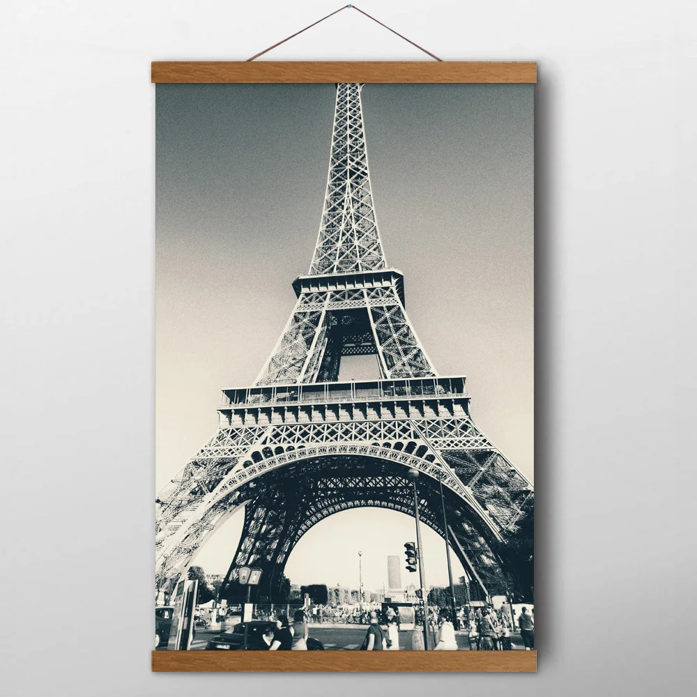 Архитектура городского пейзажа небоскреб с оригинальными рисунками