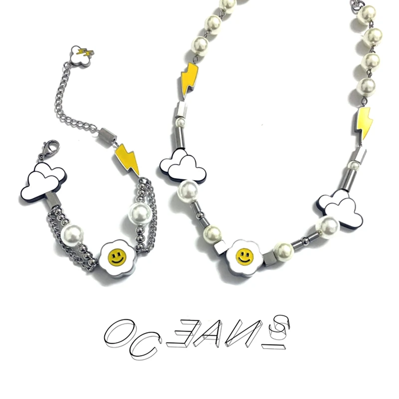 

SexMara 2021 New Hip Hop Punk Personality Necklace Pendant Fashion Cloud lightning Pearl Necklace For Men Women Girls Jewelry