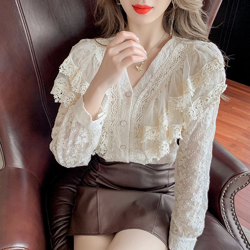 

Шифоновая женская блузка, кружевная рубашка для девочек, летняя облегающая однотонная Офисная Женская блузка с V-образным вырезом, Модный п...