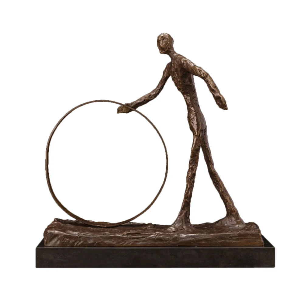 Бронзовая статуэтка ходящего человека от Giacometti Реплика известная абстрактная