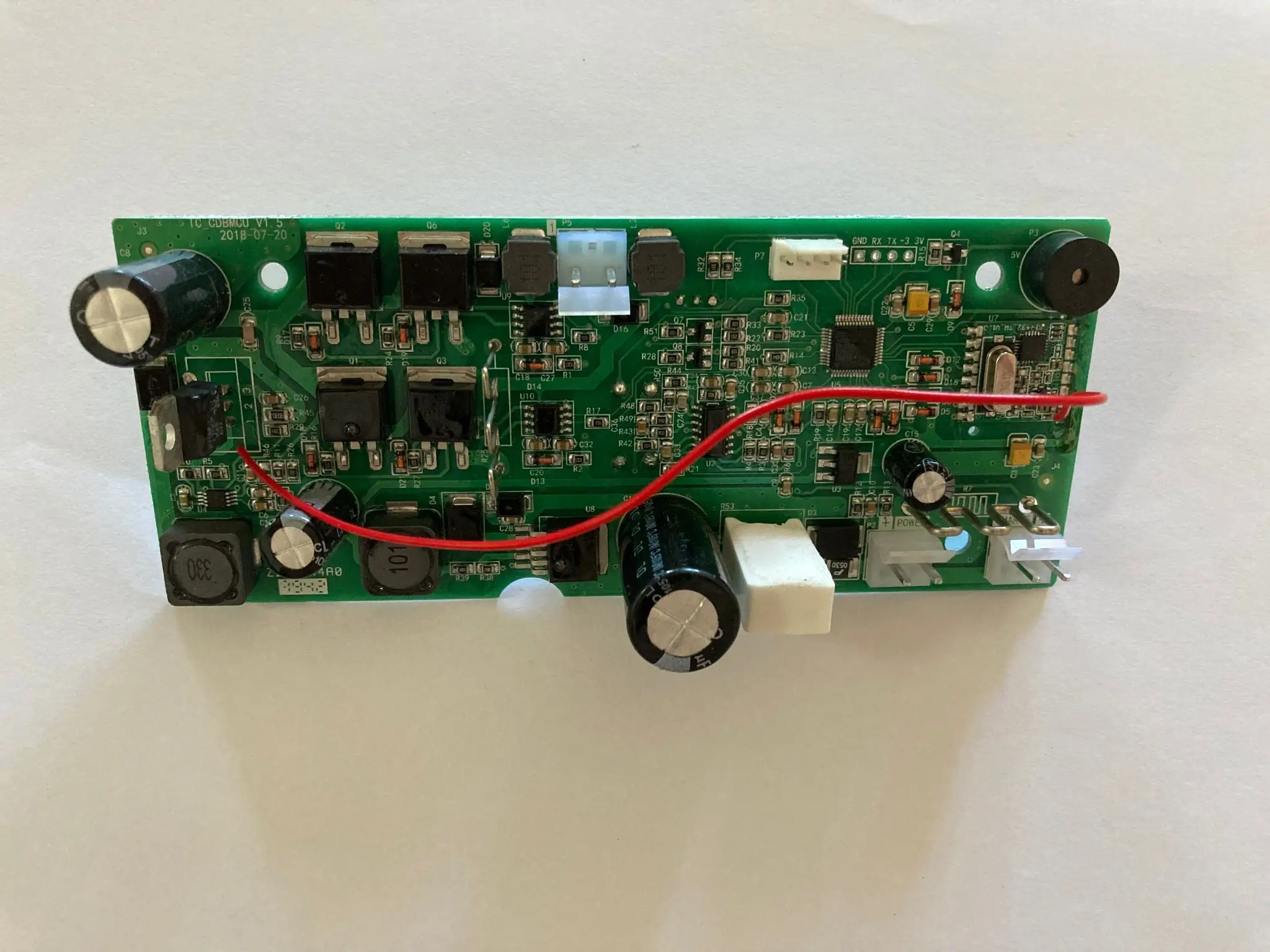 

Зарядная Станция для робота-газонокосилки E1600T/E1800T/H750T