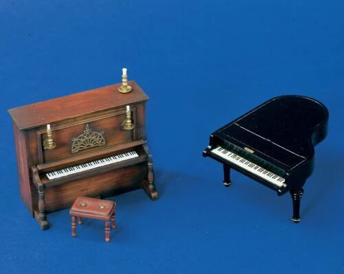 

VERLINDEN #903 Pianos (2 types, 1 Grand and 1 Upright Piano) 1/35 Resin Model Box Packing