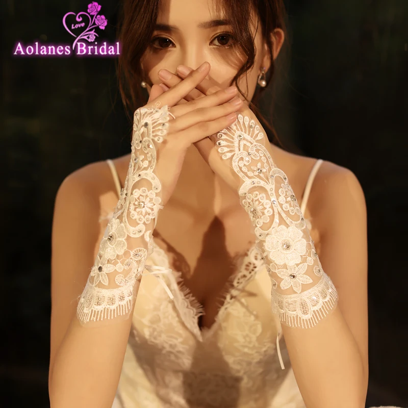 Длинные кружевные свадебные перчатки для женщин вечерние банкетные невесты 2019