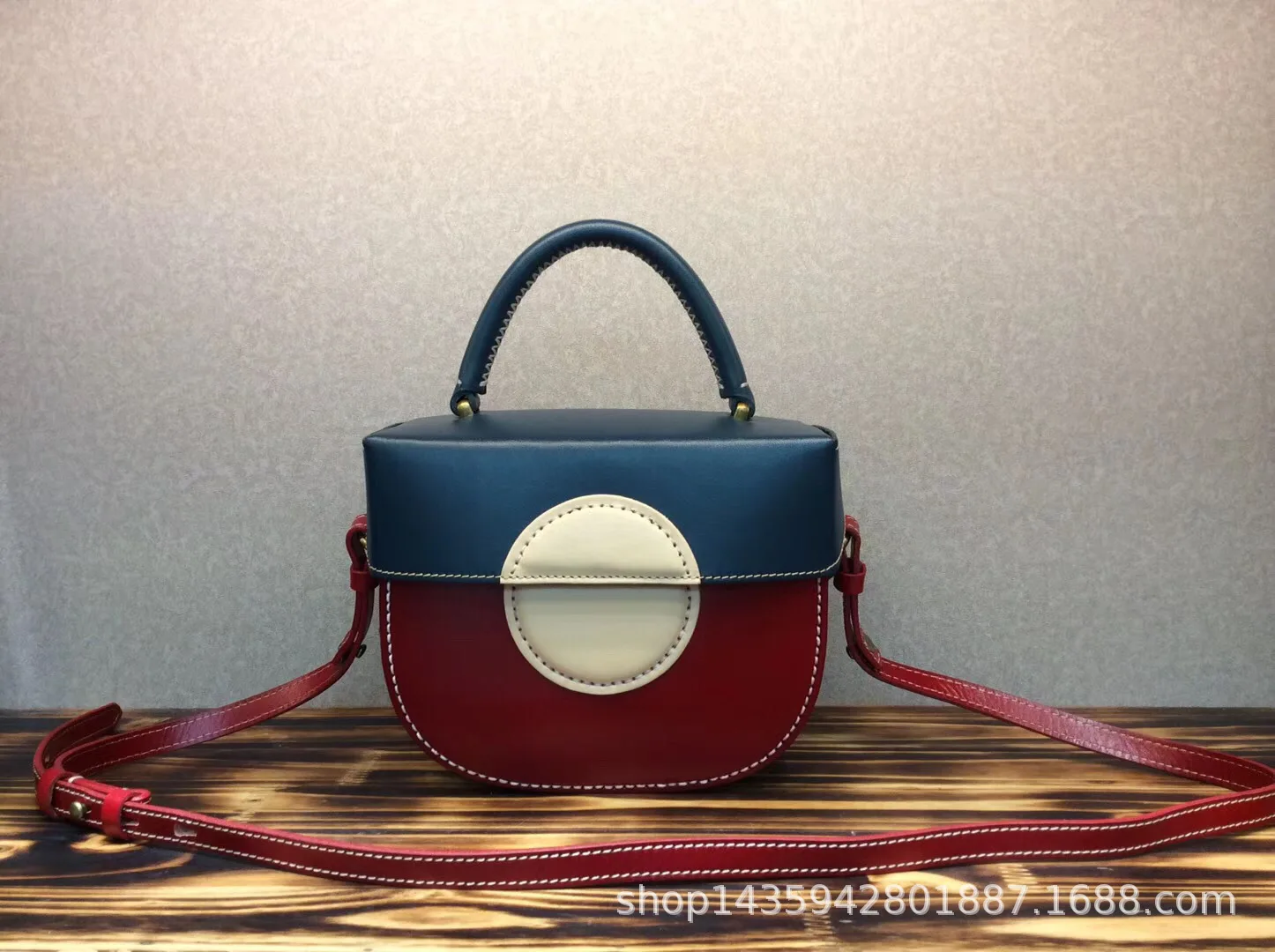 

Original handmade bag, women's bag, leather small square bag, vegetable tanning leather, tree cream, women's color matching