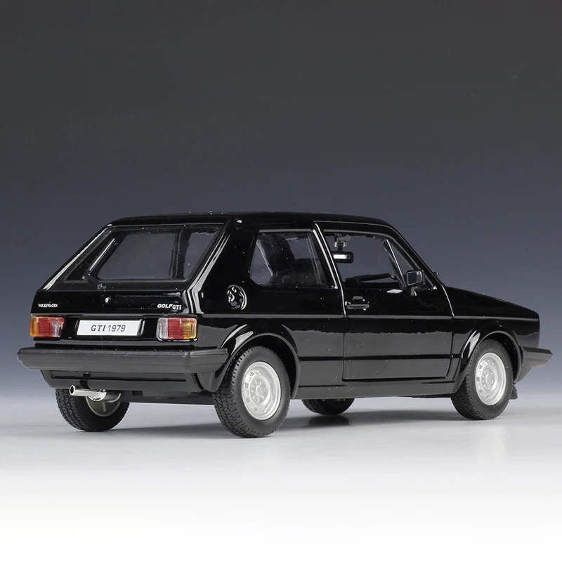 Модель автомобиля Maisto Bburago VW 1979 Golf Mk1 GTI черно красная литая модель игрушечного