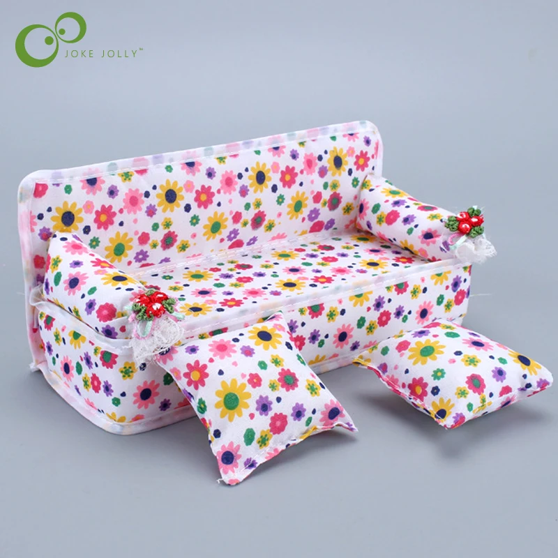 Милый цветочный диван мини кровать с двумя подушками миниатюрный кукольный