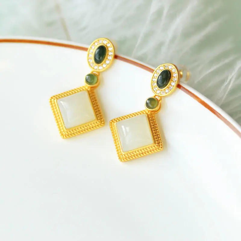 

Женские серьги из белого нефрита в китайском стиле