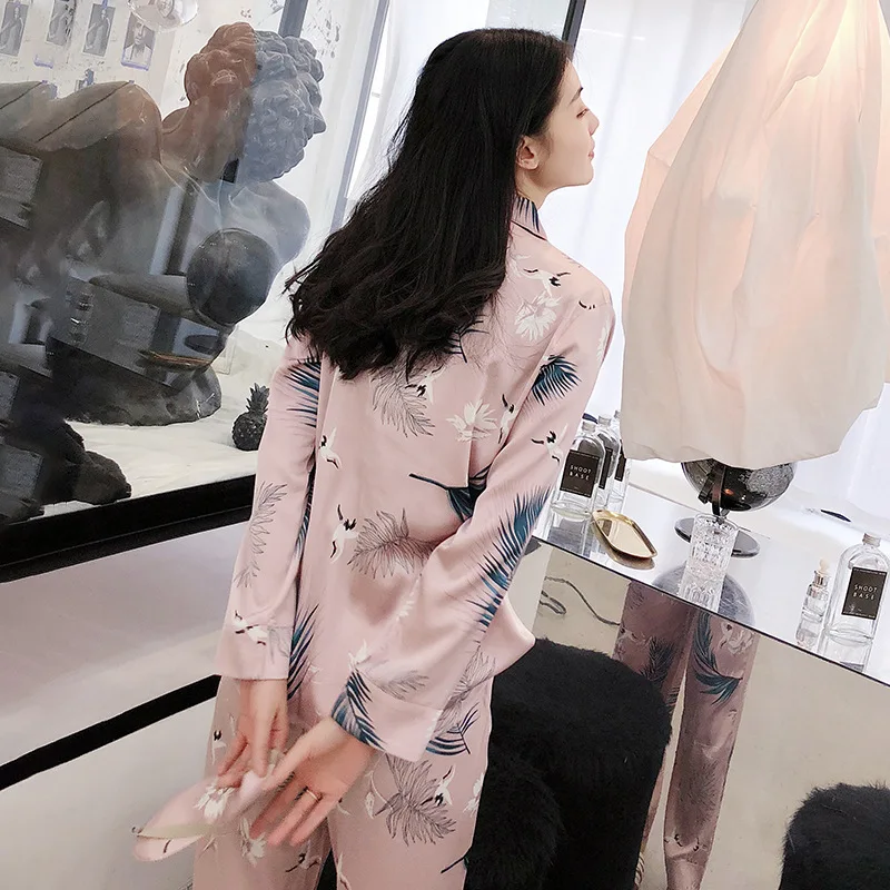 Женская Весенняя пижама с принтом журавлей атласная длинным рукавом женская из