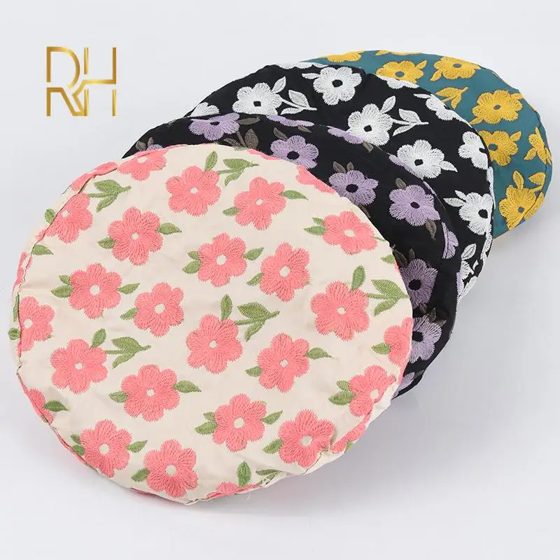 Женский берет с цветочной вышивкой черный и розовый весна лето 2020|Женские береты|