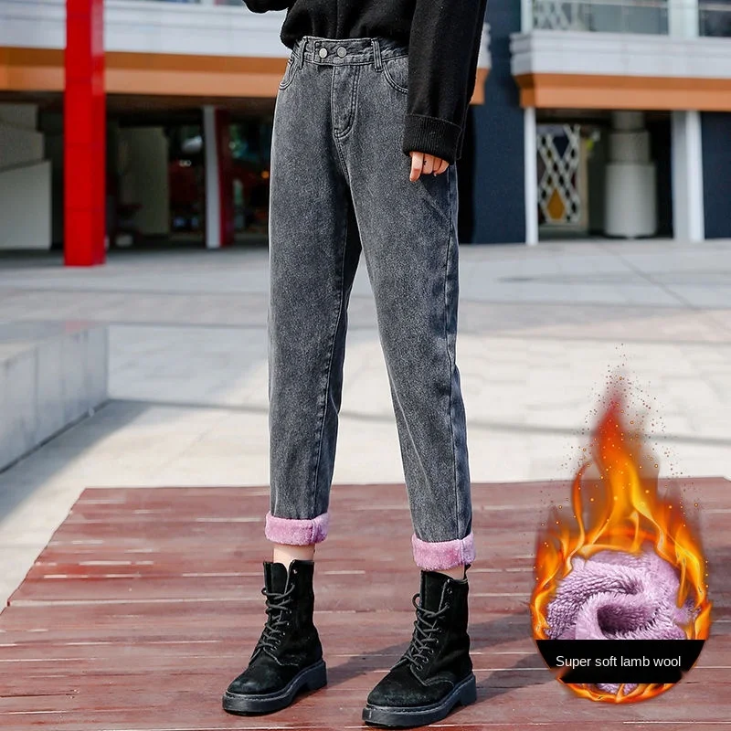 

Зимние плюс бархатные джинсы для женщин Свободная Корейская версия прямых ног были тонкими, с высокой талией уплотненные моркови Harlan отцов...