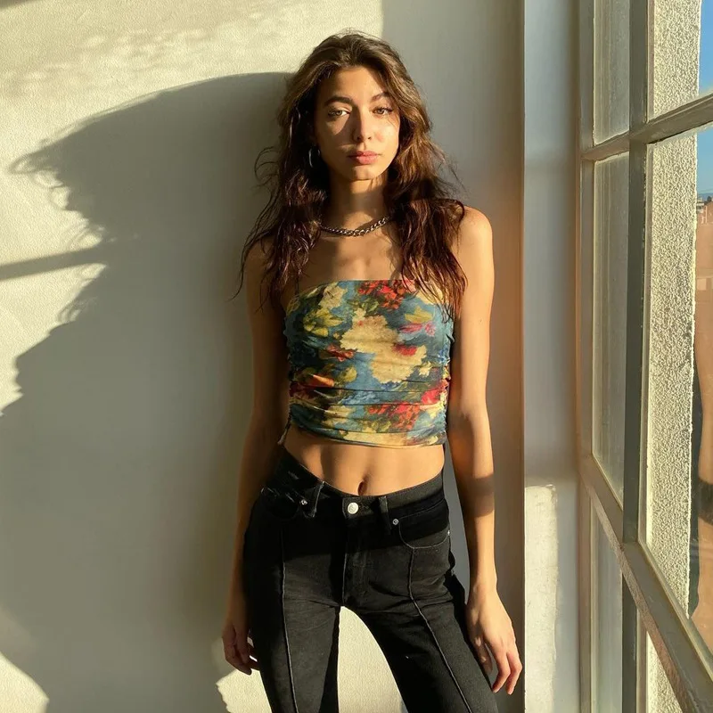 

Укороченный Топ женский, летний, 2021, в европейском и американском стиле, с винтажным рисунком и цветочным принтом, пикантный Топ без косточе...