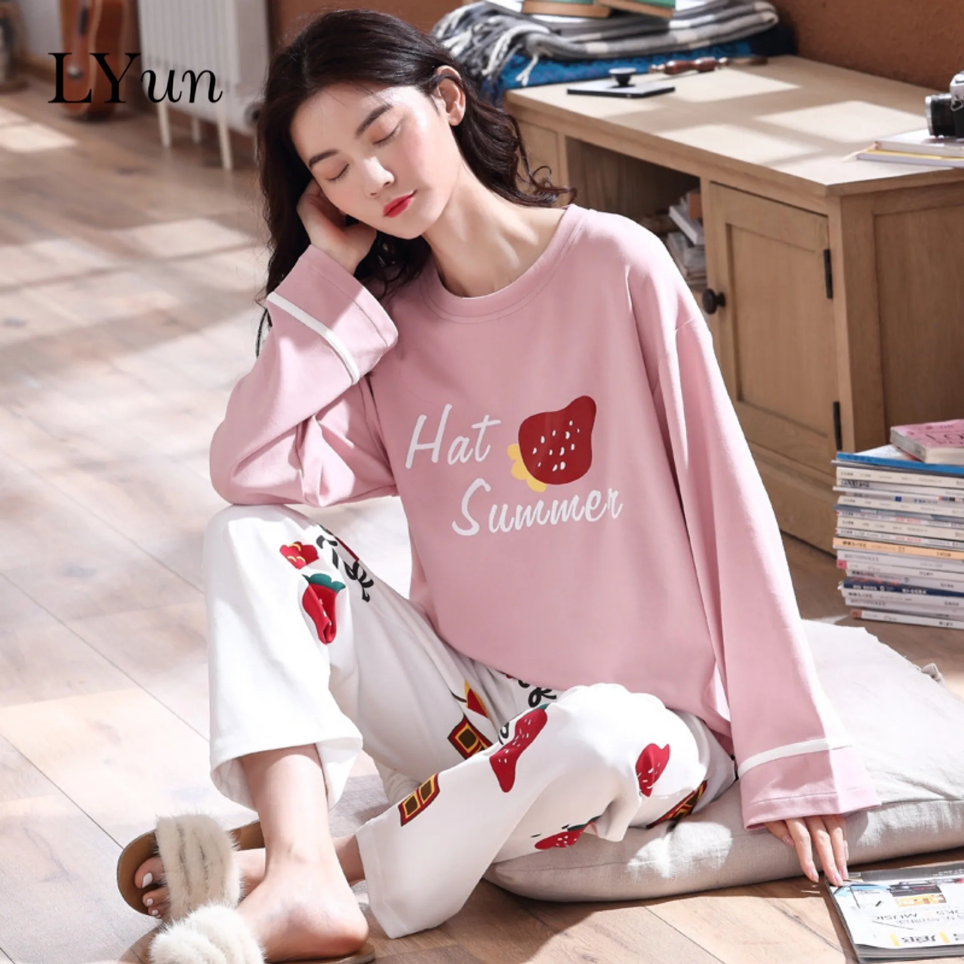 LYun осенние и зимние женские хлопковые пижамы теплые с рисунками из мультфильмов