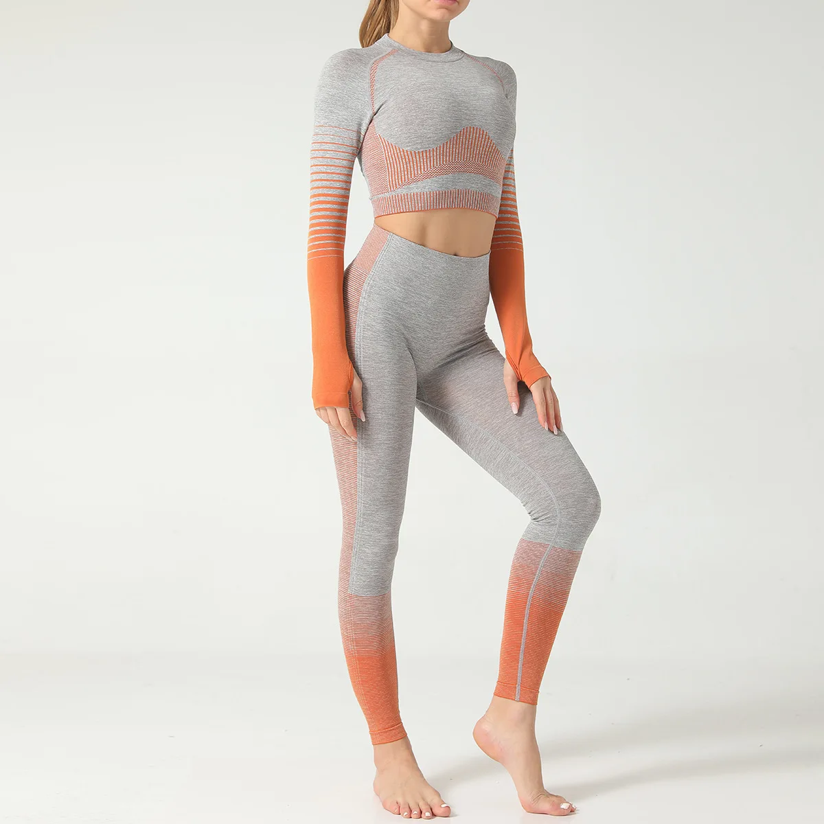 

Новый Бесшовный спортивный костюм для женщин с высокой талией, подтягивающий бедра фитнес-костюм из двух частей, полосатый эластичный кост...