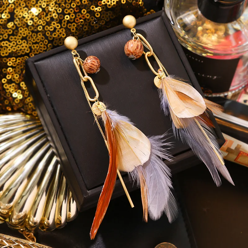 Длинные серьги с бахромой и золотыми перьями в стиле холодного ветра новые