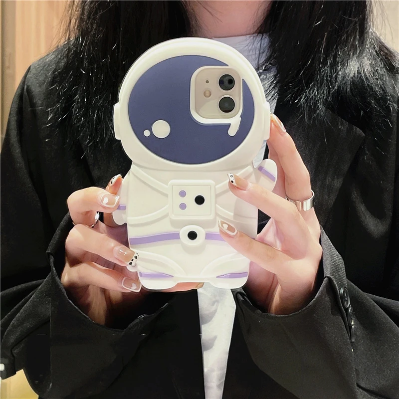 

New Arrival Creative 3D Astronaut 3D Phone Case for IPhone 11 12 Pro Max XS X XR 7 8 Plus SE 2020 Anti-drop Soft Silicone Cover