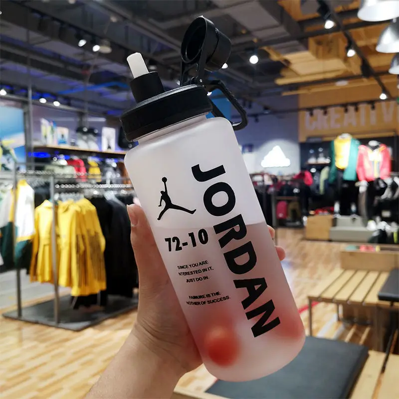 

Super large capacity anti falling thickened outdoor sports Cup Men's and women's plastic portable leak proof scale large space