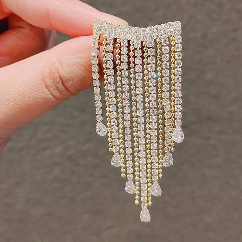 

New Retro Crystal Tassel Brooches Crystal Earrings Female Exquisite Niche Fashion Party Earings For Women Jewelry Gift