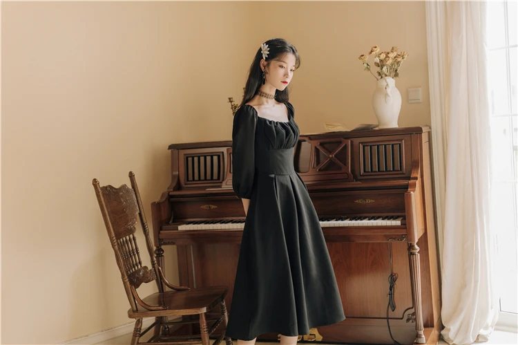 SWEETXUE Vintage black dress Sexy Square Collar Puff Sleeve Black Pleated High Waist Comfort Elegant Club Fashion Women Dresses
