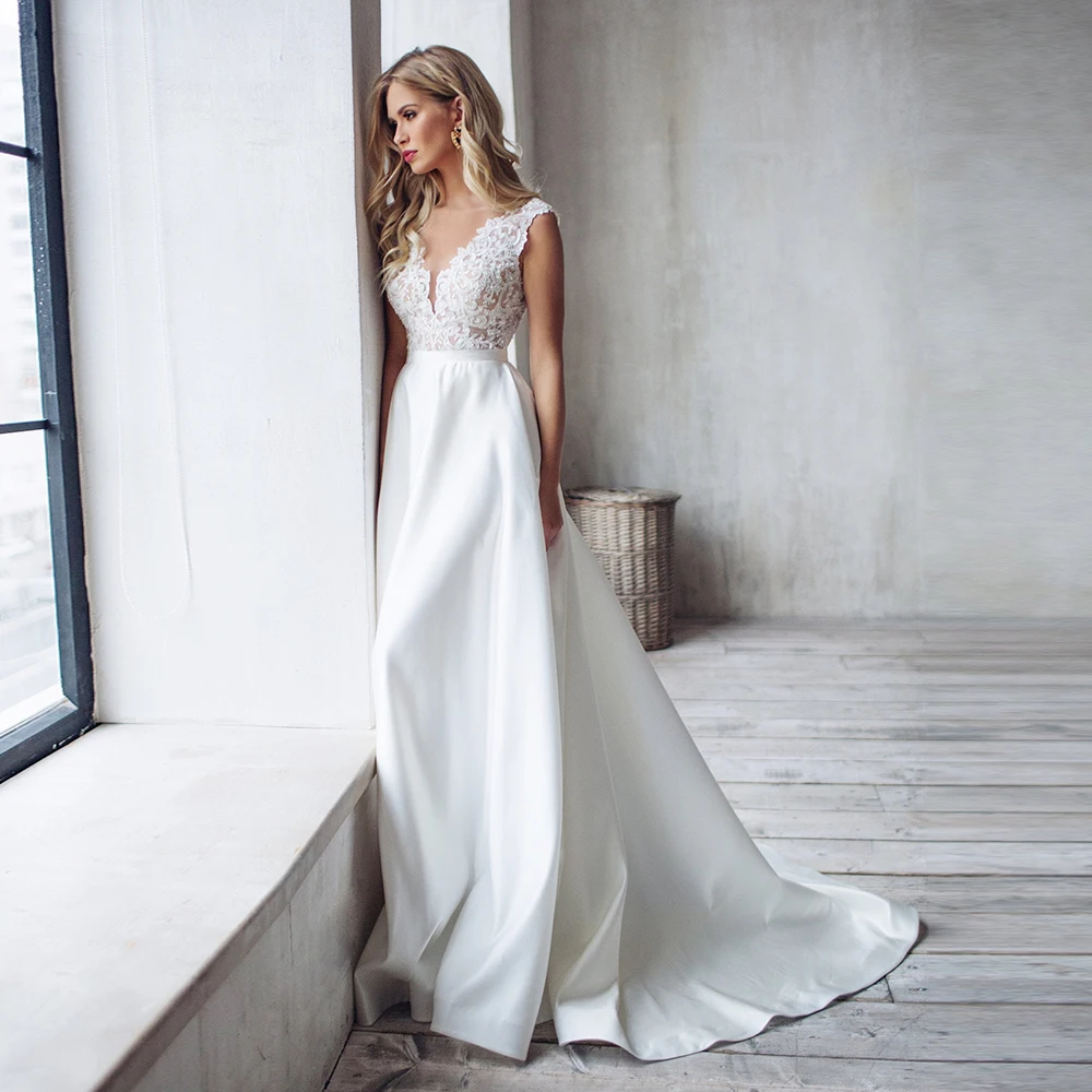 

Exquisite Wedding Dress Satin Cap Sleeves A Line Bridal Gown Floor Length Backless Plus Size White Robe De Mariage Femme 2021