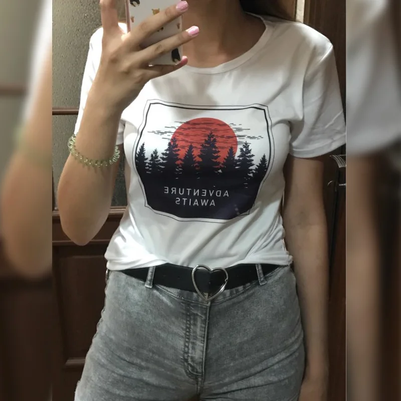 Vintage Vogue Whale Tail Printed Gothic Tshirt Cosmic Belief Harajuku Summer Tops T Shirt Women Vintage Streetwear Vegan T-shirt