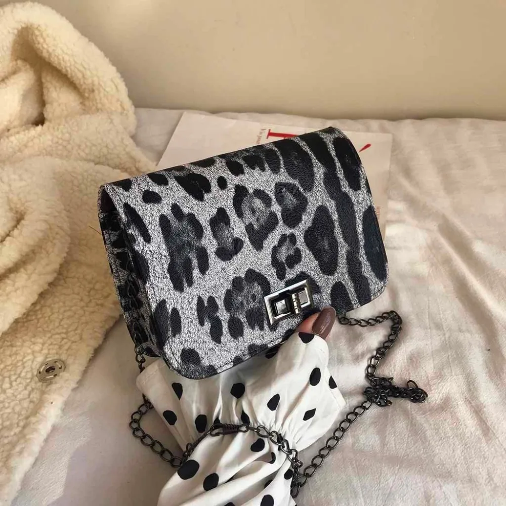 Ladies Hand Bags Shoulder Bags For Women Version Wild Small Square Shoulder Bag Messenger Woman Bag Bolsa Feminina18x6x14cm