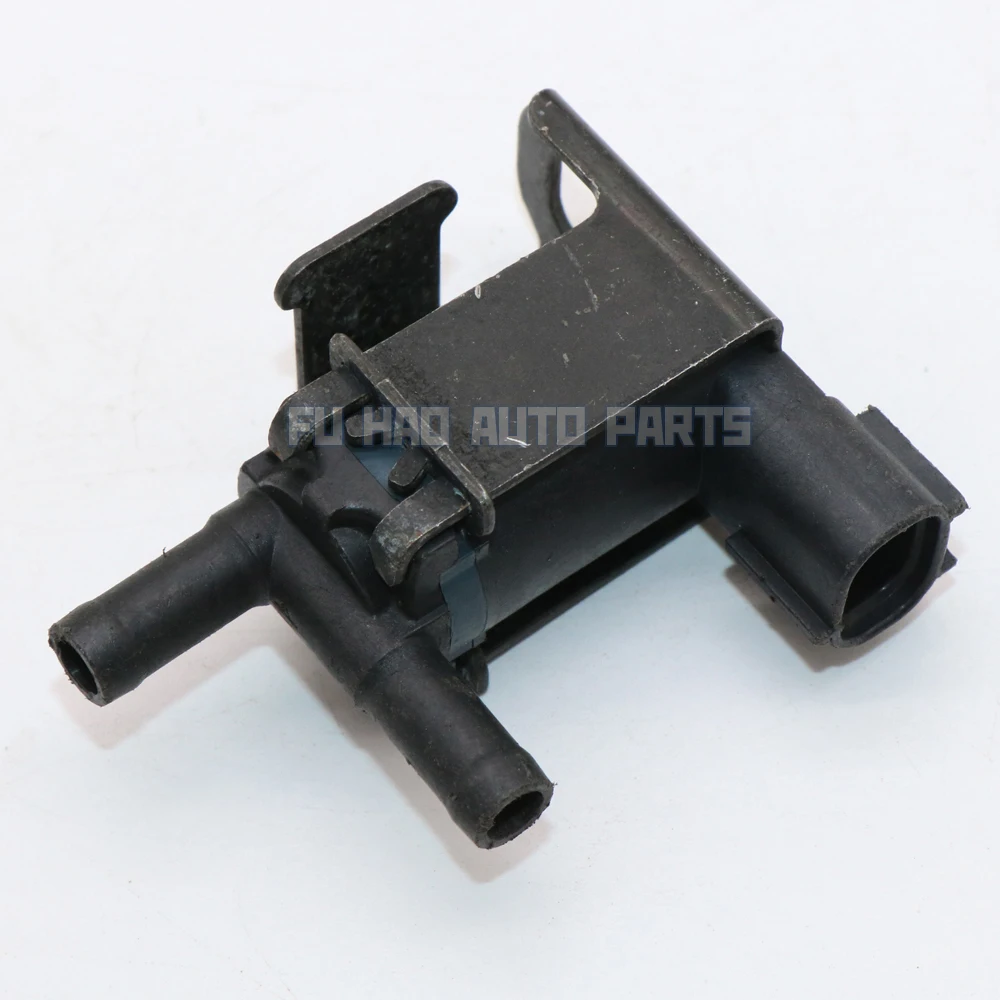 

25860-28040 136200 -2370 Вакуумный клапан продувки канистры паров для Toyota RAV4 2.0L 2586028040