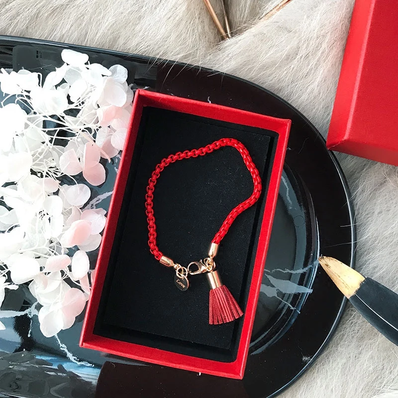 Браслет с Красной кисточкой в год рождения крысы женский студенческий парный