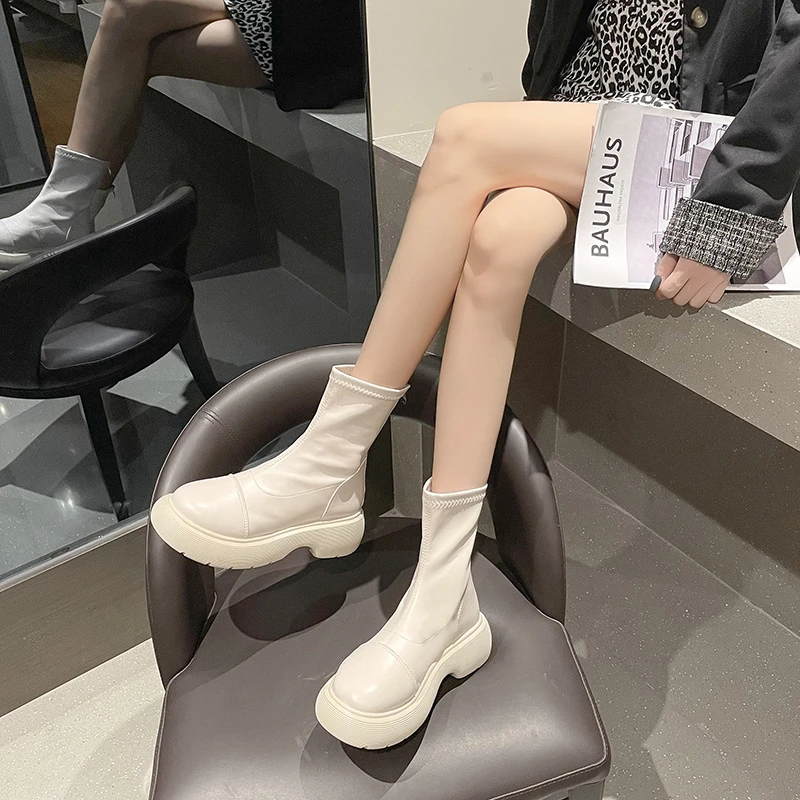 

Новинка 2021, осень и зима, модные популярные Стильные женские ботильоны, удобные короткие плюшевые женские ботинки на молнии сзади, размер