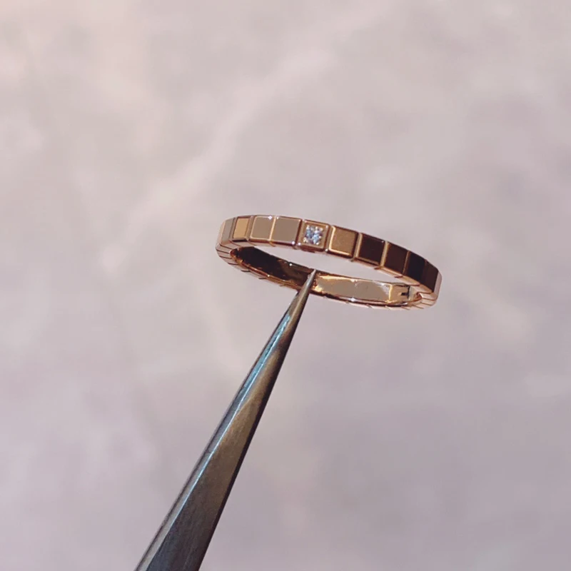 

Urban women classic exquisite noble ice cube geometric zircon S925 sterling silver ring ladies gift