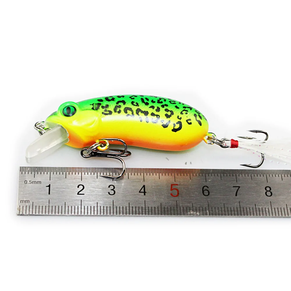 

8pcs 6cm Fish Shaped Artificial Lures Hook Fishing Accessories (Random Color)