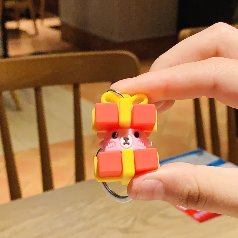 

Creative Gift Box Cat Anime Keychain PVC Silicone Fashion Cute Toy Bag Key Ring Exquisite Pendant Accessories