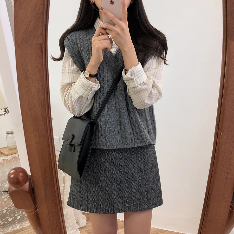 Женская мини юбка выше колена винтажная шерстяная А силуэта с высокой талией