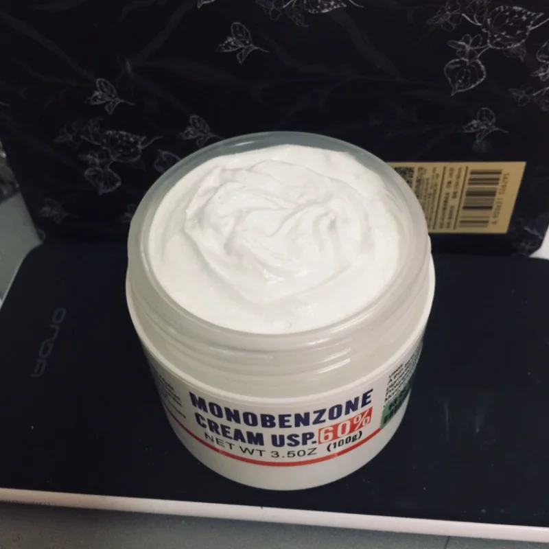 

60% MONOBENZONE WHITE FACE WHITENING CREAM FADES SKIN TONE CLEARS BLEMISHES & AGE SPOTS