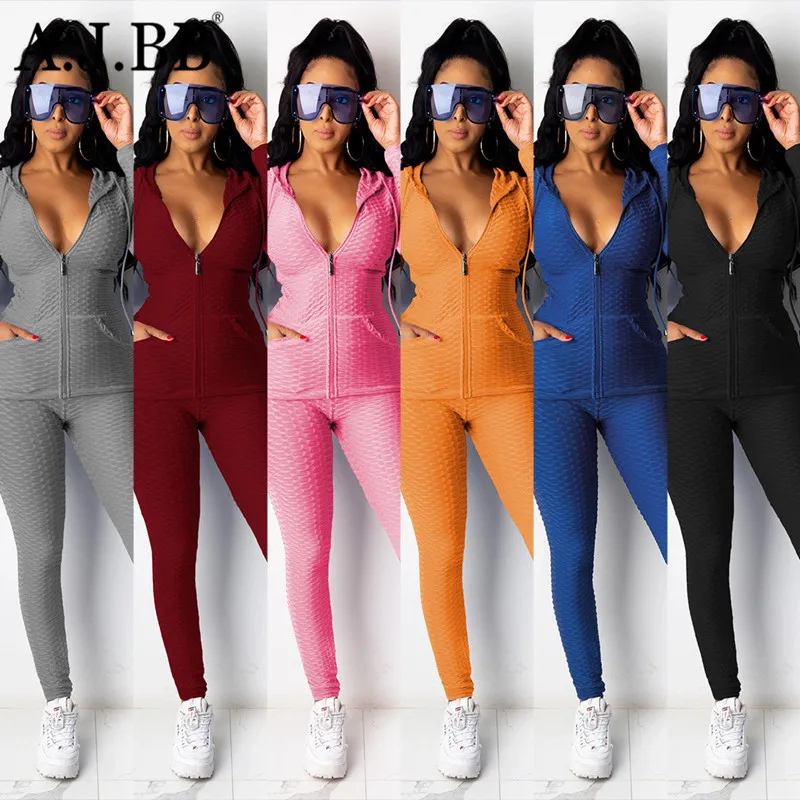 

Fall 2020 new fashion solid color casual sports suit slim fit V-Neck long sleeve zipper top and Pants Set