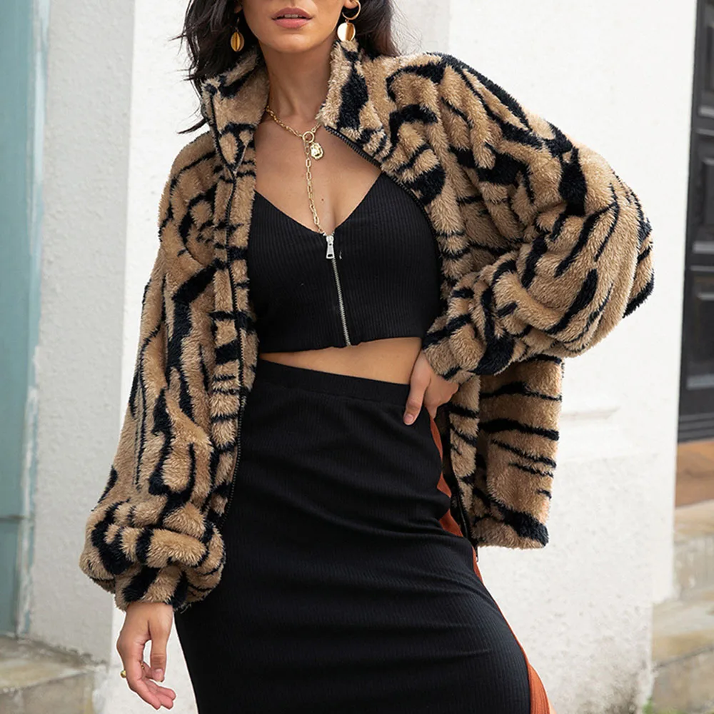 

Western Style 2021 Autumn Winter New Jacket Fashion Womens Zipper Lambswool Loose Tiger Pattern Long Sleeve Cardigan Coat