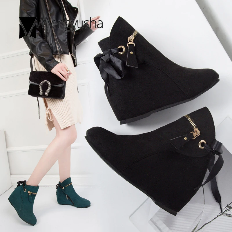 Ботинки Челси на танкетке увеличивающие рост Дизайнерские ботинки с круглым