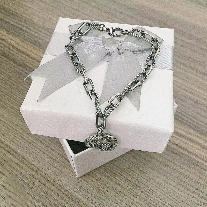 

1:1 925 Sterling Silver Classic Retro Letter Pendant Interlocking Bracelet, Luxury Jewelry Gift For Ladies Party