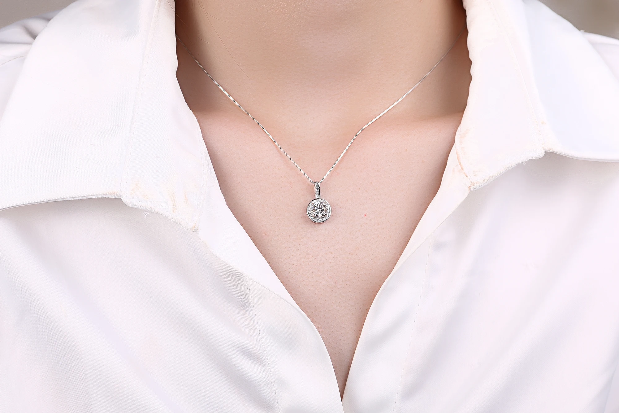 Круглые серебряные подвески Moissanite 1ct D VVS Роскошные кулоны Weding для женщин |