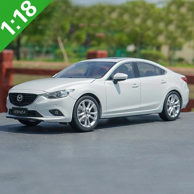 1/18 MAZDA 6 ATENZA литая под давлением металлическая модель автомобиля, игрушки для детей, рождественские подарки, оригинальная Заводская коллекция автомобильных игрушек - Цвет: Белый