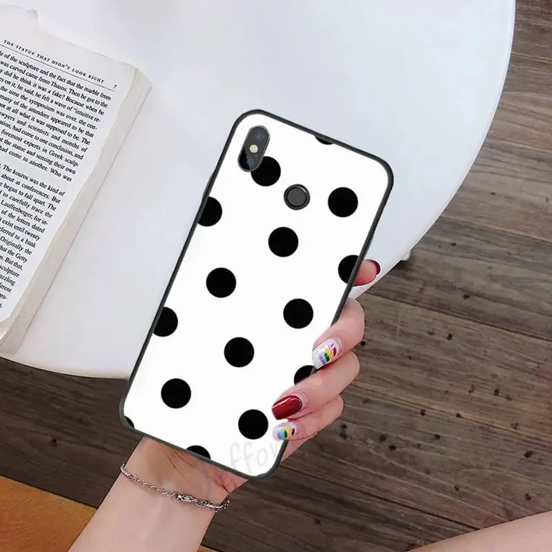 

Black And White Polka Dot Phone Case For Xiaomi Redmi 7 9t 9se k20 mi8 max3 lite 9 note 8 9s 10 pro Soft Silicone Shell